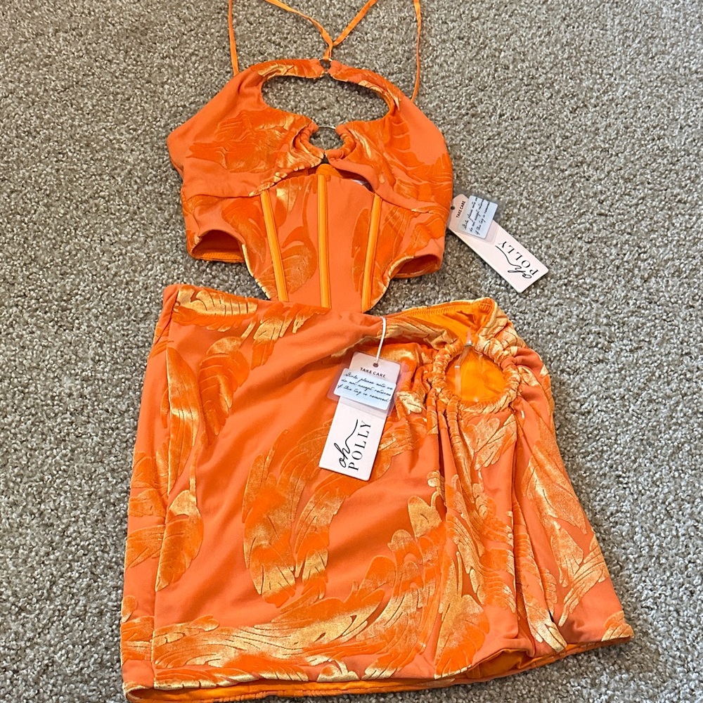 Oh Polly Orange Metallic Feather Backless Mini Set